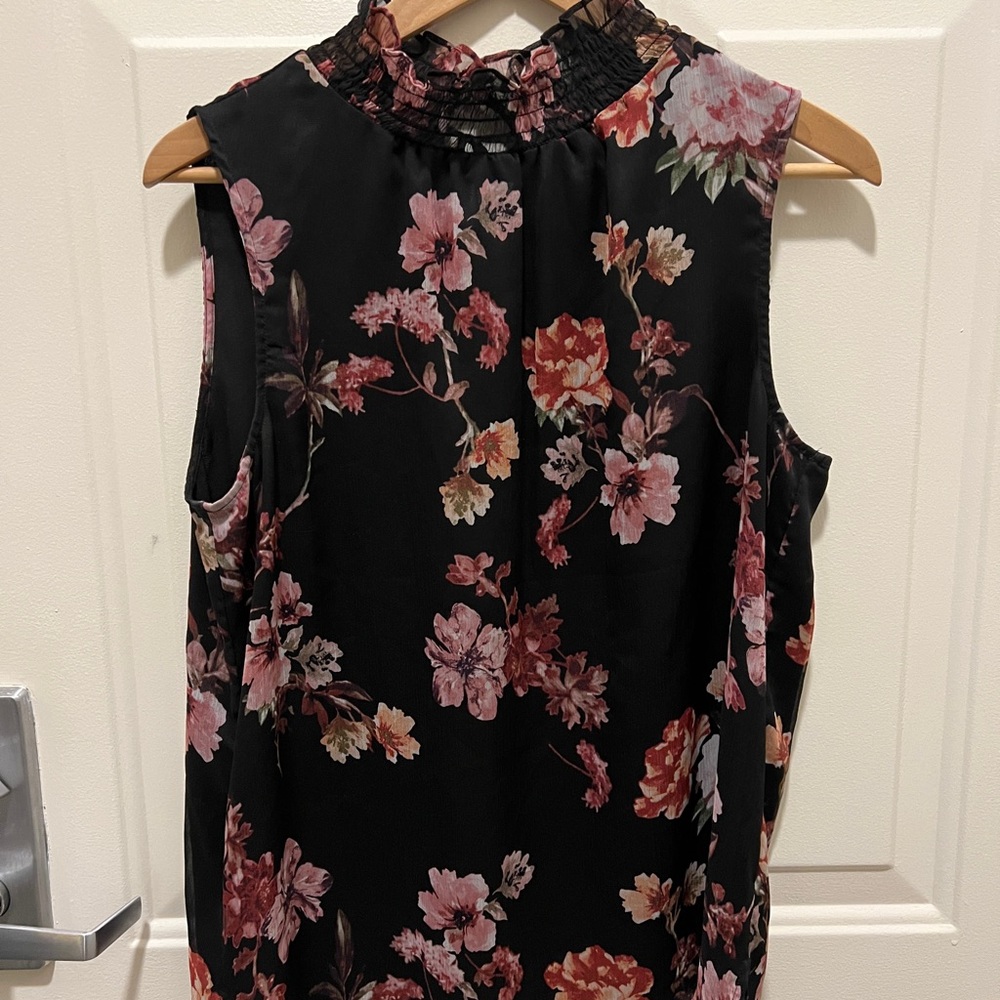 Floral Sleeveless Blouse